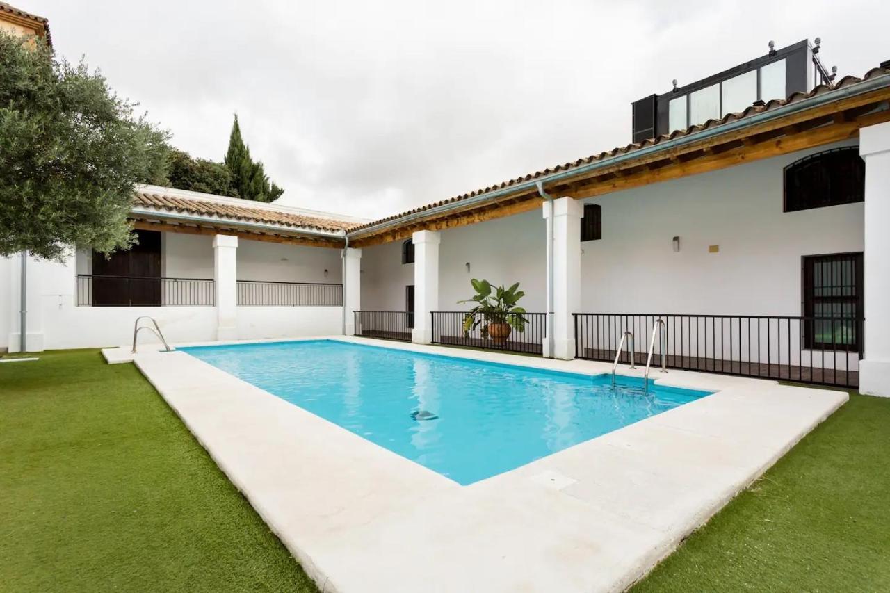 Апартаменты Artqhost Jerez Huge Loft & Free Parking Херес-де-ла-Фронтера Экстерьер фото